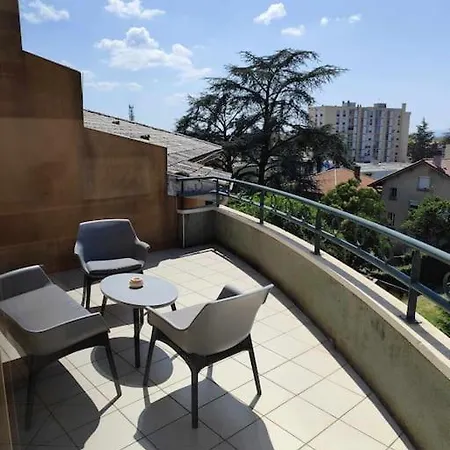 O Lamartine Apartman *